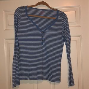 Women’s vineyard vines Long Sleeve